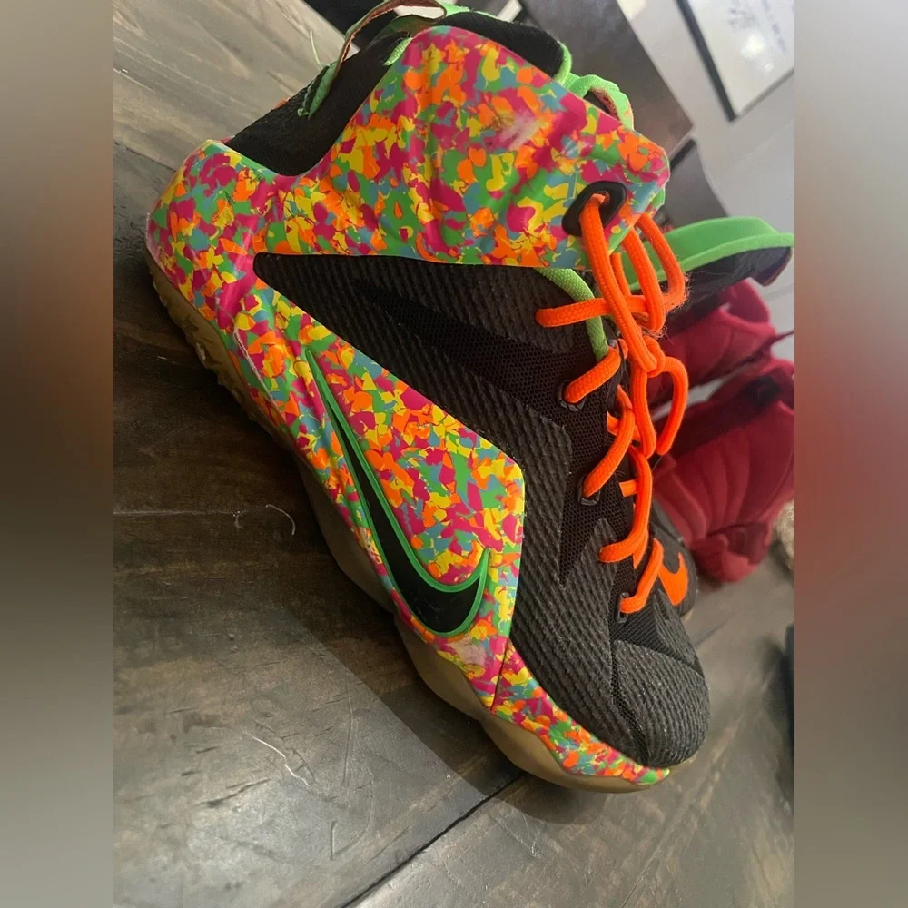 Nike Lebron fruity pebbles - Picture 2 of 5